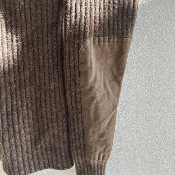 L.L. Bean Men's Deep Wood Heather Green Commando Crewneck Sweater - Picture 7 of 9